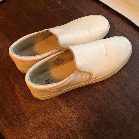 H&M Shoes - Picture 1 of 4
